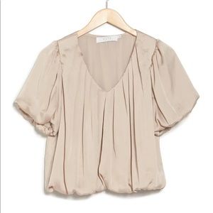 ASTR The Label Bubble Hem Top M NEVER WORN!!